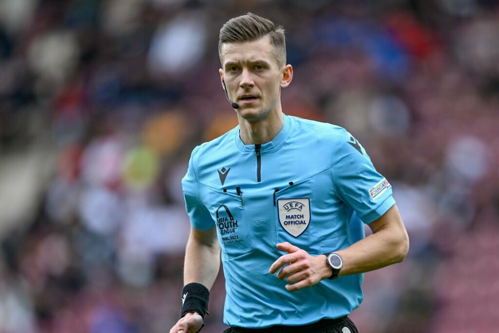 Колпино бір түндік қарым-қатынас